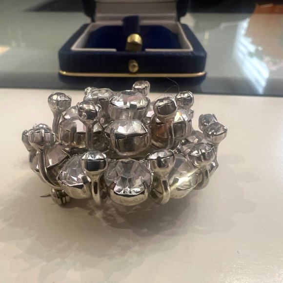 Diamond Brooch! - Picture 9 of 16